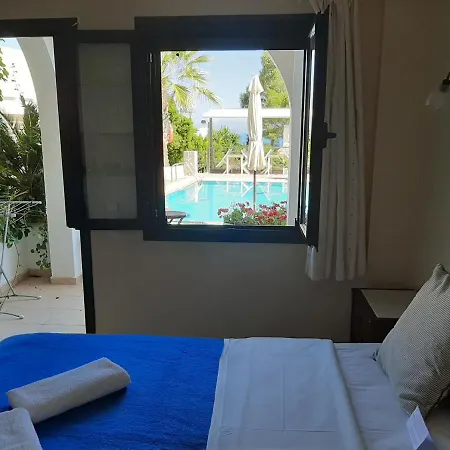 Ela Mesa Apartmanhotel